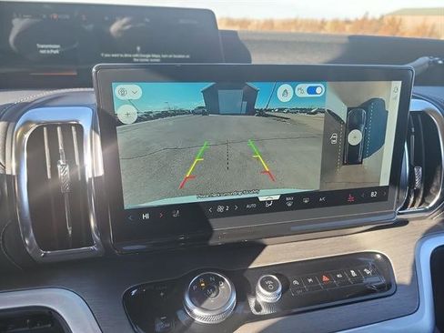 Used 2025 Ford Expedition Max Platinum image 17