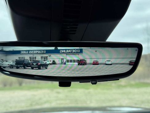 Used 2026 Chevrolet Traverse LT w/ Driver Confidence Package AWD/4WD image 27