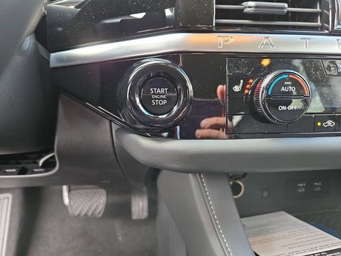 New 2026 Nissan Pathfinder SL AWD/4WD image 21