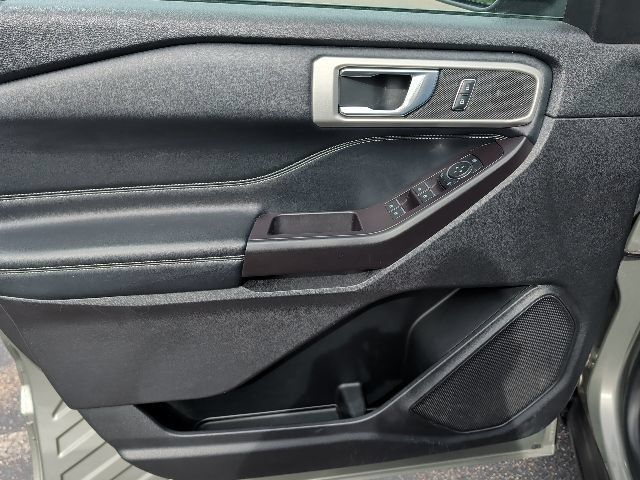 Certified 2020 Ford Explorer XLT w/ Equipment Group 202A AWD/4WD image 15