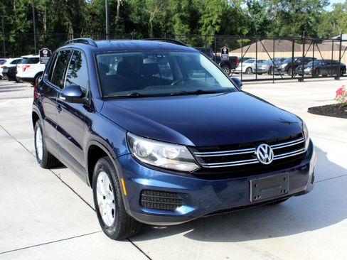 Used 2016 Volkswagen Tiguan S image 21