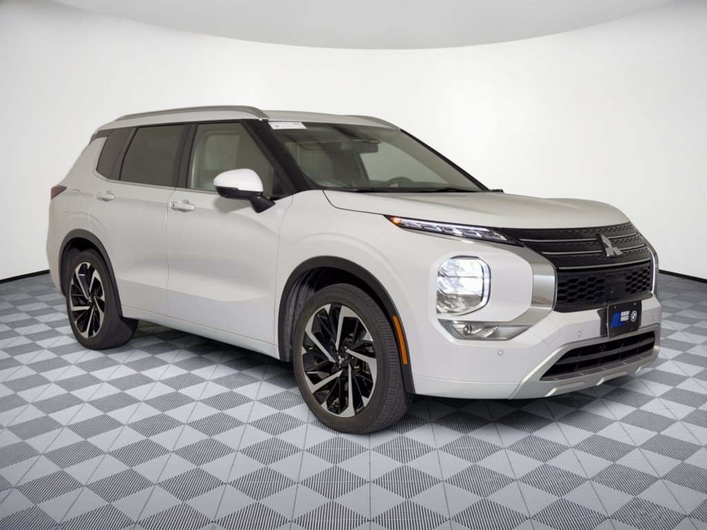 Used 2024 Mitsubishi Outlander SEL FWD image 7