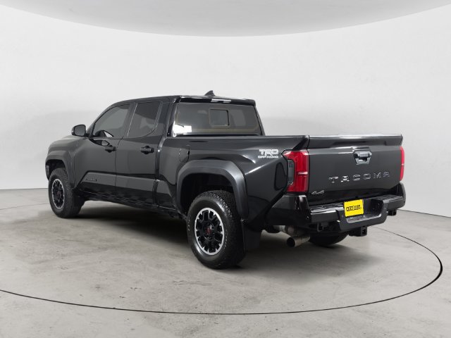 Used 2024 Toyota Tacoma TRD Off-Road w/ TRD Off Road Upgrade Package AWD/4WD image 7
