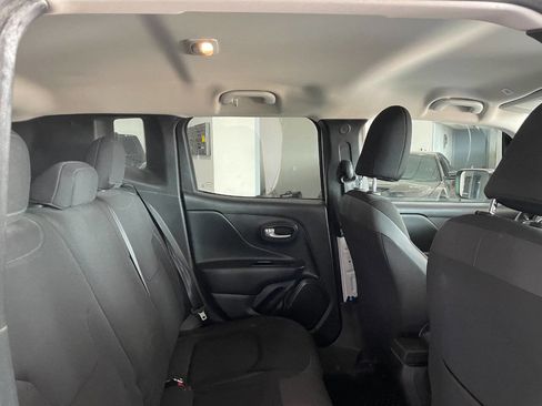 Used 2023 Jeep Renegade Latitude w/ Premium Group image 24