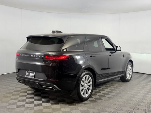 Used 2025 Land Rover Range Rover Sport SE AWD/4WD image 6