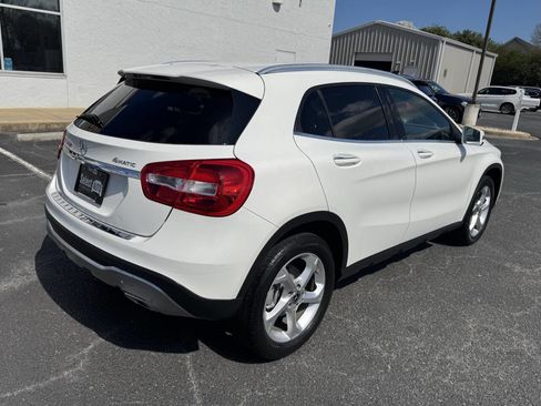 Used 2018 Mercedes-Benz GLA 250 4MATIC w/ Premium Package image 6