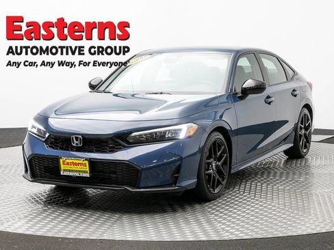 Used 2025 Honda Civic Sport image 1
