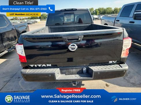 Used 2018 Nissan Titan SV w/ SV Convenience Package RWD image 8