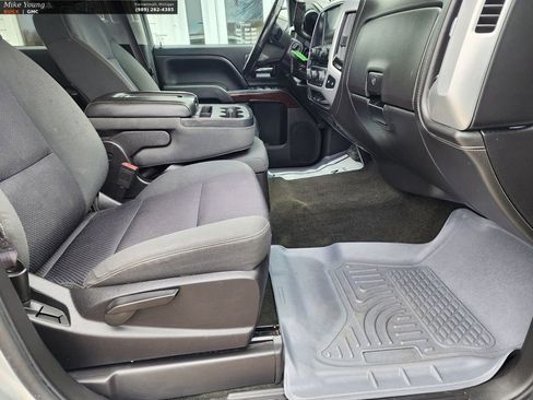 Used 2015 GMC Sierra 1500 SLE w/ SLE Value Package image 19