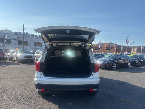 Used 2018 Honda Pilot EX image 9