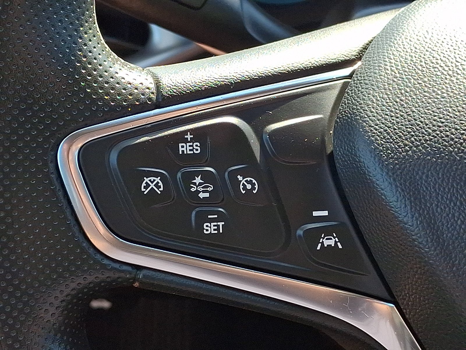 Used 2025 Chevrolet Malibu LT FWD image 20