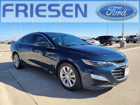 Used 2019 Chevrolet Malibu LT image 3