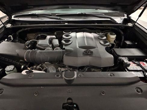 Used 2022 Toyota 4Runner Limited image 41