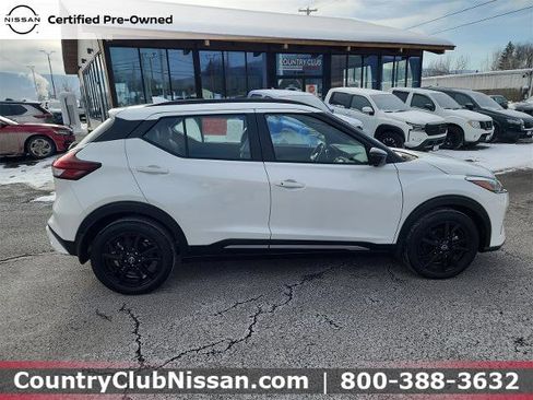 Certified 2023 Nissan Kicks SR w/ SR Premium Package image 9
