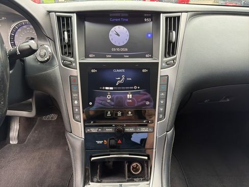 Used 2016 INFINITI Q50 2.0t w/ Moonroof Package AWD/4WD image 38
