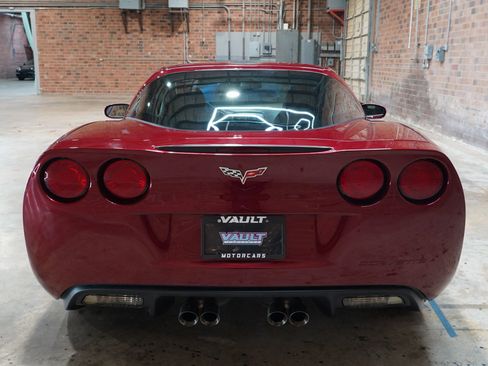 Used 2007 Chevrolet Corvette Coupe w/ Preferred Equipment Group image 14