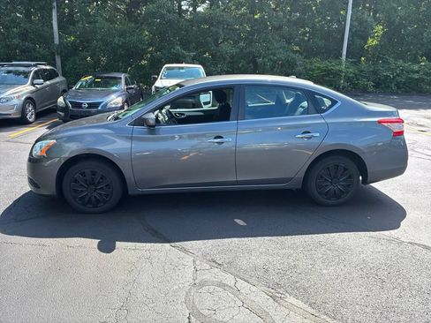 Used 2015 Nissan Sentra SV w/ Electronics Package FWD image 4