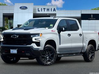 Used 2024 Chevrolet Silverado 1500 LT Trail Boss w/ LT Trail Boss Premium Package AWD/4WD video 1