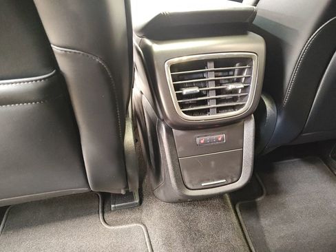 Used 2019 Lincoln Nautilus Reserve image 30