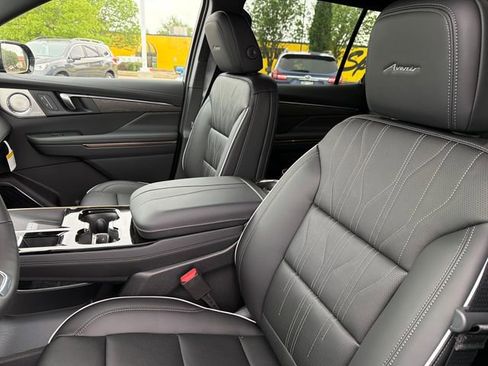 New 2026 Buick Enclave Avenir image 17