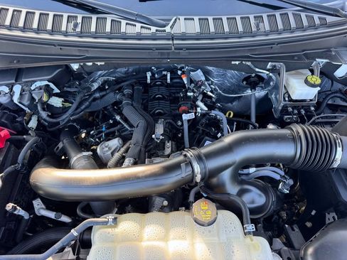 Used 2024 Ford Expedition Limited RWD image 40