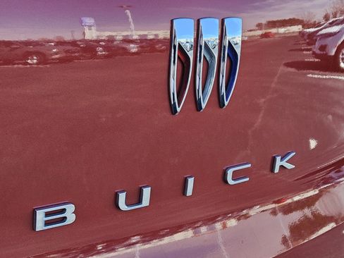 Used 2024 Buick Encore GX Sport Touring w/ Comfort Package image 15