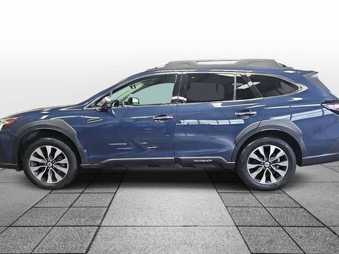 Used 2024 Subaru Outback Touring image 8