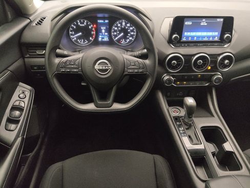 Used 2024 Nissan Sentra S FWD image 22