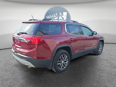 Used 2018 GMC Acadia SLT image 3