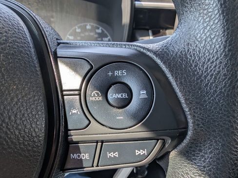 Used 2024 Toyota Corolla LE FWD image 24