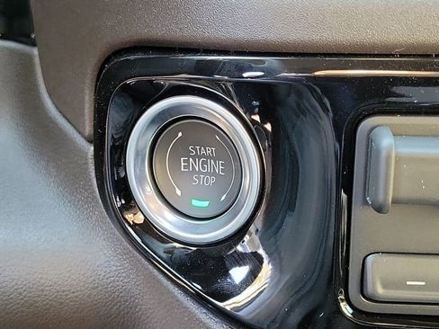 New 2026 Chevrolet Silverado 1500 LTZ AWD/4WD image 27