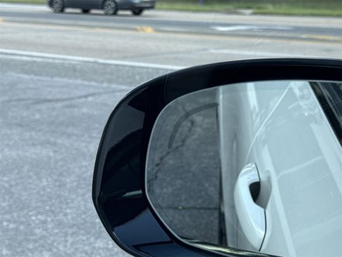 New 2026 Volvo XC60 B5 Plus w/ Protection Package Premier image 19