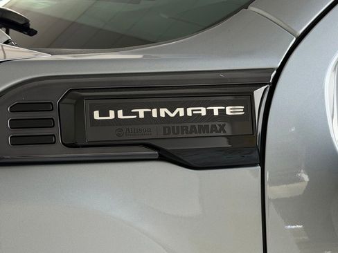 Used 2024 GMC Sierra 2500 Denali Ultimate image 18