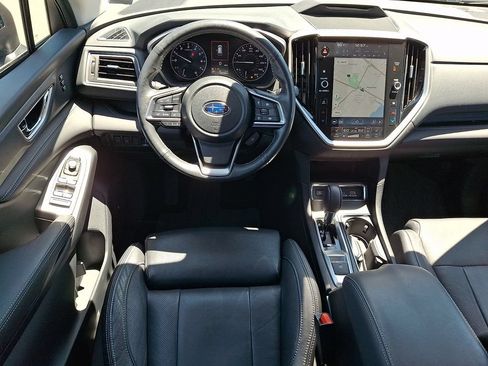 Used 2023 Subaru Ascent Limited w/ Technology Package AWD/4WD image 2
