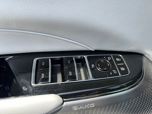Used 2024 Cadillac Lyriq Sport AWD/4WD image 50