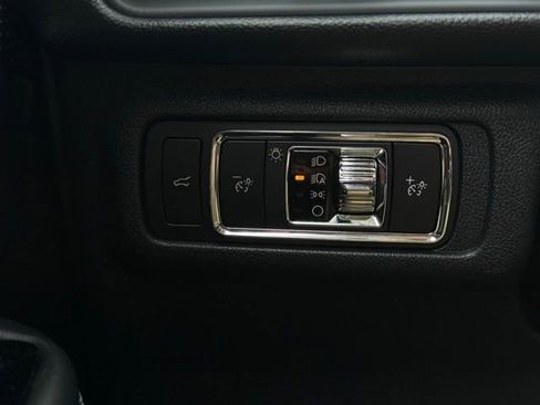 New 2026 Lincoln Corsair Premiere image 38