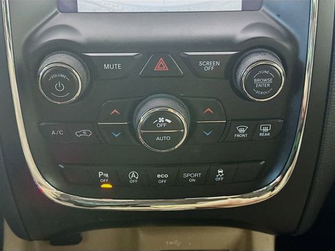 Used 2018 Dodge Durango SXT w/ Quick Order Package 2BB image 18