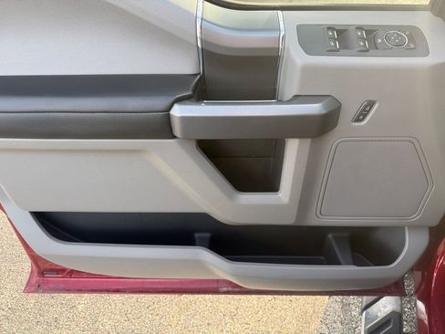 Used 2016 Ford F150 XLT w/ Equipment Group 302A Luxury image 13