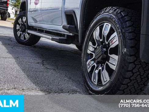 Used 2024 GMC Sierra 2500 Denali w/ Denali Reserve Package image 14