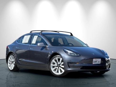 Used 2018 Tesla Model 3 Long Range image 2