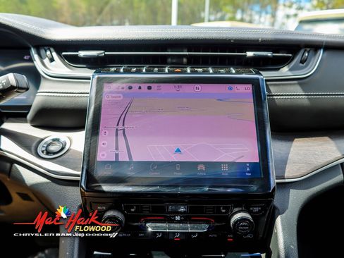 Used 2024 Jeep Grand Cherokee Limited w/ Trailer Tow Package image 16