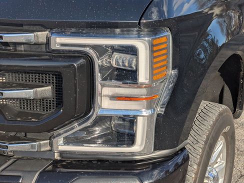 Used 2022 Ford F350 Platinum w/ FX4 Off-Road Package image 12