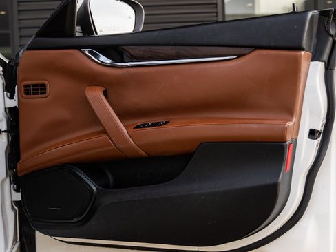 Used 2018 Maserati Quattroporte S Q4 image 41