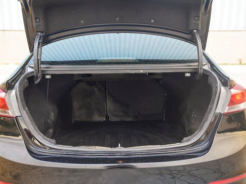 Used 2018 Hyundai Elantra SEL FWD image 13