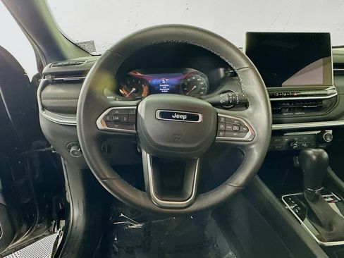 Certified 2023 Jeep Compass Limited AWD/4WD image 19