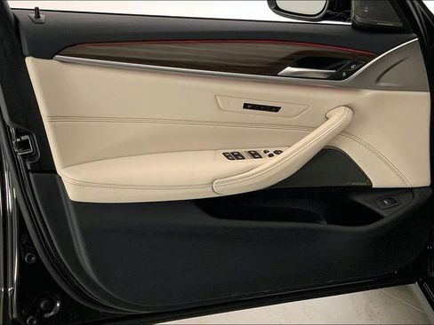Certified 2023 BMW 530i xDrive w/ Executive Package AWD/4WD image 24