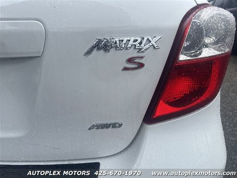 Used 2010 Toyota Matrix S image 30
