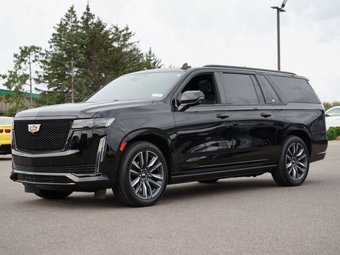 Used 2021 Cadillac Escalade ESV Sport w/ Driver Assist Tech Package image 7