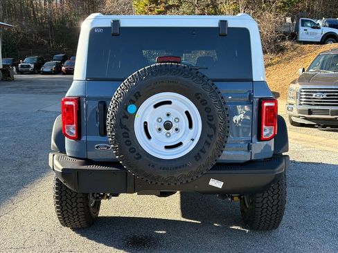New 2025 Ford Bronco Heritage Edition image 4