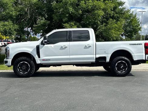 Certified 2025 Ford F250 Lariat w/ Lariat Ultimate Package AWD/4WD image 5